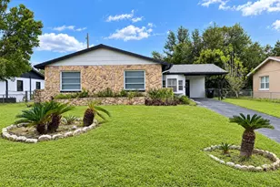 3032 Pinder Ct, Orlando, FL 32811 - Photo 1