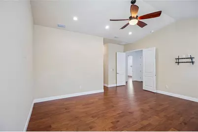 3206 W Price Avenue, Tampa, FL 33611 - Photo 45