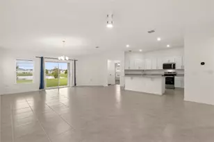 3934 Axis Vly Pl, Saint Cloud, FL 34772 - Photo 3