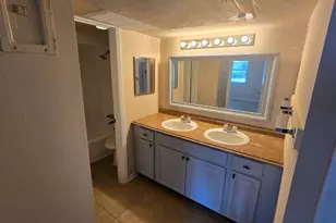 2555 N Alafaya Trail, Orlando, FL 32826 - Photo 23