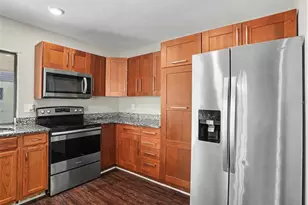 815 E Flag Ln, Kissimmee, FL 34759 - Photo 5