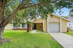 815 E Flag Ln, Kissimmee, FL 34759 - Photo 1