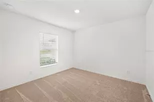 318 Bowfin Ct, Poinciana, FL 34759 - Photo 13