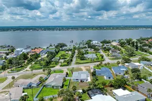 2565 S Peninsula Dr, Daytona Beach, FL 32118 - Photo 59