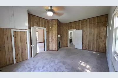 310 E Noble Avenue, Bushnell, FL 33513 - Photo 3