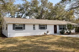 1021 Fairburn Ave, Clearwater, FL 33755 - Photo 7