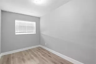 310 93rd Ave N, Saint Petersburg, FL 33702 - Photo 35