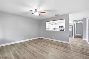 310 93rd Ave N, Saint Petersburg, FL 33702 - Photo 13