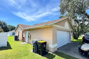 432 Flamingo Ct, Poinciana, FL 34759 - Photo 3