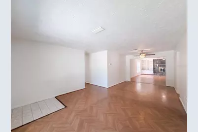 3010 Hatton Street, Sarasota, FL 34237 - Photo 3
