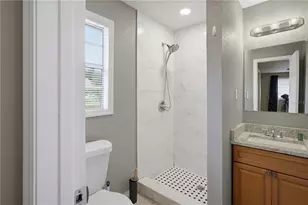 33 W Herrick Dr, Eustis, FL 32726 - Photo 15