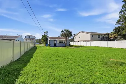 833 61st Avenue NE, Saint Petersburg, FL 33703 - Photo 39