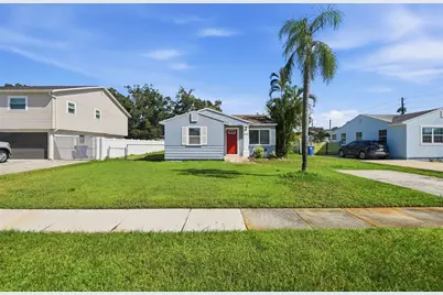 833 61st Avenue NE, Saint Petersburg, FL 33703 - Photo 3
