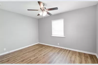 833 61st Avenue NE, Saint Petersburg, FL 33703 - Photo 27