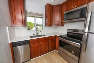 10900 Abigail St, Orlando, FL 32825 - Photo 11