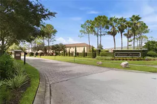 933 Pine Pointe Ln, Orlando, FL 32828 - Photo 19