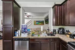 9461 Tawnyberry St, Orlando, FL 32832 - Photo 7
