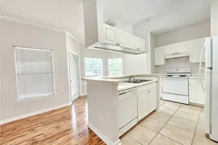 2325 Arbor Lakes Cir, Sanford, FL 32771 - Photo 9