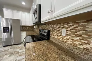 727 Star Magnolia Dr, Kissimmee, FL 34744 - Photo 9