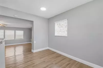 4359 Neptune Drive SE, Saint Petersburg, FL 33705 - Photo 23