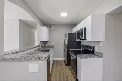 4359 Neptune Drive SE, Saint Petersburg, FL 33705 - Photo 17