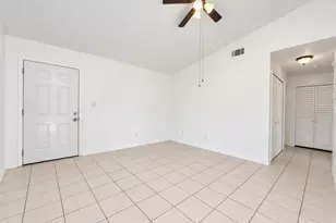 3276 Split Willow Dr, Orlando, FL 32808 - Photo 3