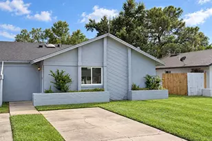 3276 Split Willow Dr, Orlando, FL 32808 - Photo 1
