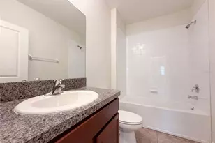 10448 Carloway Hills Dr, Wimauma, FL 33598 - Photo 17