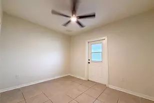 10448 Carloway Hills Dr, Wimauma, FL 33598 - Photo 21