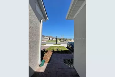 1136 Lakeshore Breeze Place, Kissimmee, FL 34747 - Photo 15