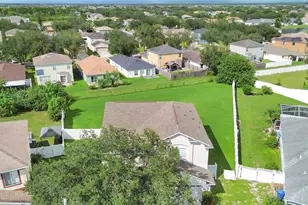 12613 Longcrest Dr, Riverview, FL 33579 - Photo 33