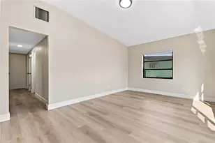 1723 Weeks Ave, Orlando, FL 32806 - Photo 7
