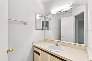 5676 Breckenridge Cir, Orlando, FL 32818 - Photo 23
