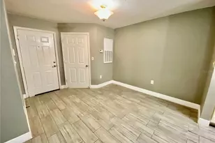 5447 Vineland Rd, Orlando, FL 32811 - Photo 9