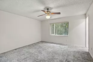 528 E Hillcrest St, Altamonte Springs, FL 32701 - Photo 11