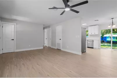 2216 NE 36th Place, Ocala, FL 34479 - Photo 5