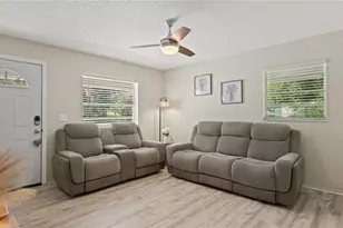 1124 W Desoto St, Clermont, FL 34711 - Photo 11
