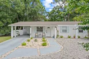 1124 W Desoto St, Clermont, FL 34711 - Photo 1