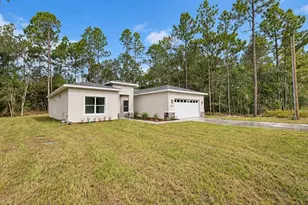9572 N Sandree Dr, Citrus Springs, FL 34434 - Photo 5