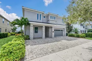 7648 Fairfax Dr, Kissimmee, FL 34747 - Photo 3