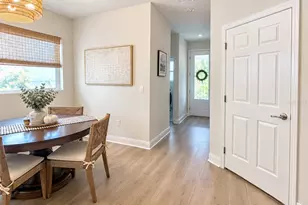 5936 Golden Nettle Dr, Apollo Beach, FL 33572 - Photo 5