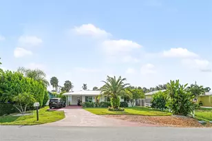818 The Rialto, Venice, FL 34285 - Photo 5
