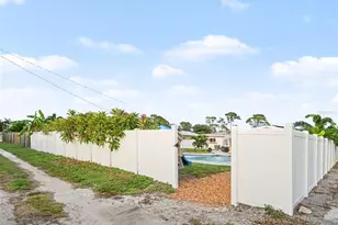 818 The Rialto, Venice, FL 34285 - Photo 41