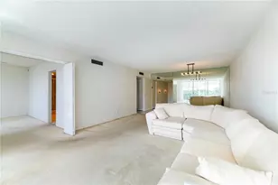 605 Oaks Dr, Pompano Beach, FL 33069 - Photo 17
