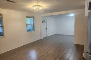 12727 N Ola Ave, Tampa, FL 33612 - Photo 3