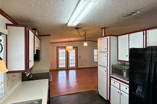 2353 W Coach N' 4 Dr, Leesburg, FL 34748 - Photo 9