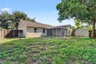 7971 Adelaide Loop, New Port Richey, FL 34655 - Photo 15