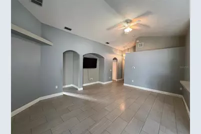 218 Royal Ridge Drive, Davenport, FL 33837 - Photo 9