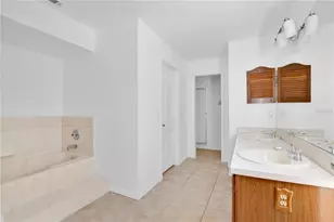7535 Megan Elissa Ln, Orlando, FL 32819 - Photo 17