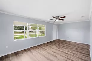 210 E Merrill Ave, Dundee, FL 33838 - Photo 9